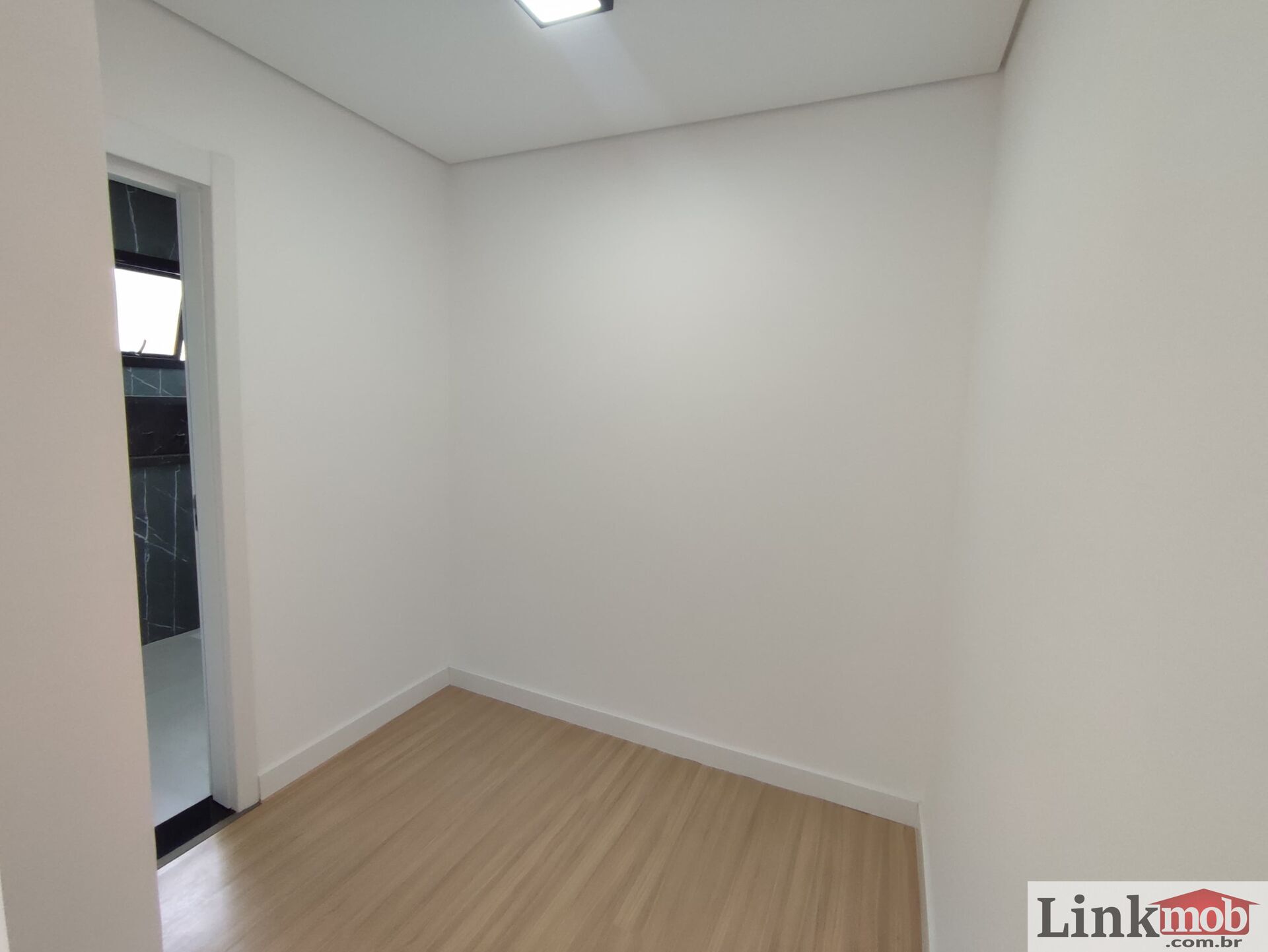 Casa à venda com 3 quartos, 108m² - Foto 14