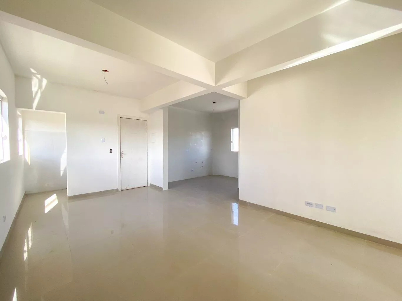 Apartamento à venda com 2 quartos, 64m² - Foto 7