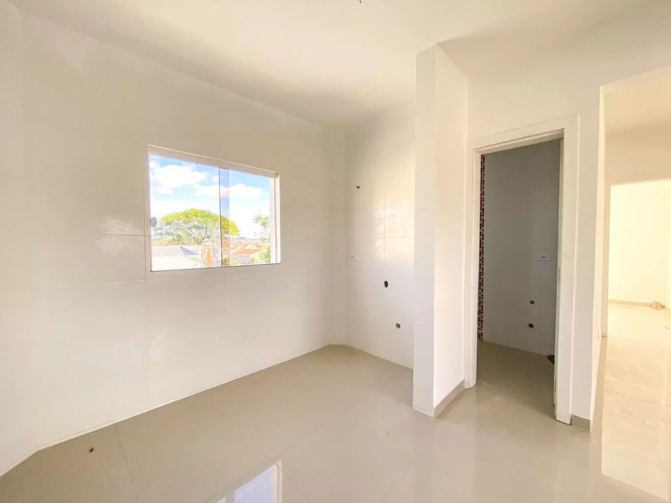 Apartamento à venda com 2 quartos, 64m² - Foto 12