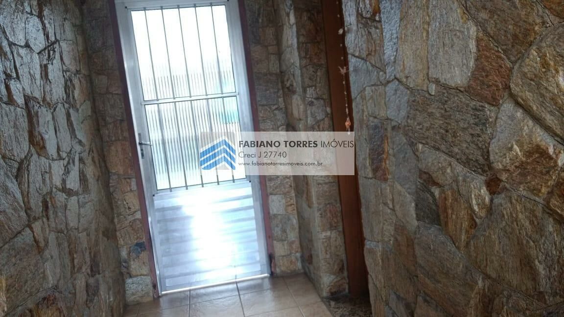 Sobrado à venda com 3 quartos, 148m² - Foto 2