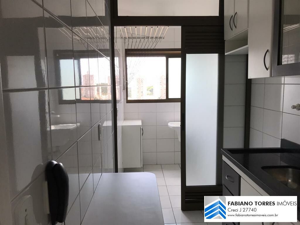 Apartamento à venda com 2 quartos, 56m² - Foto 3