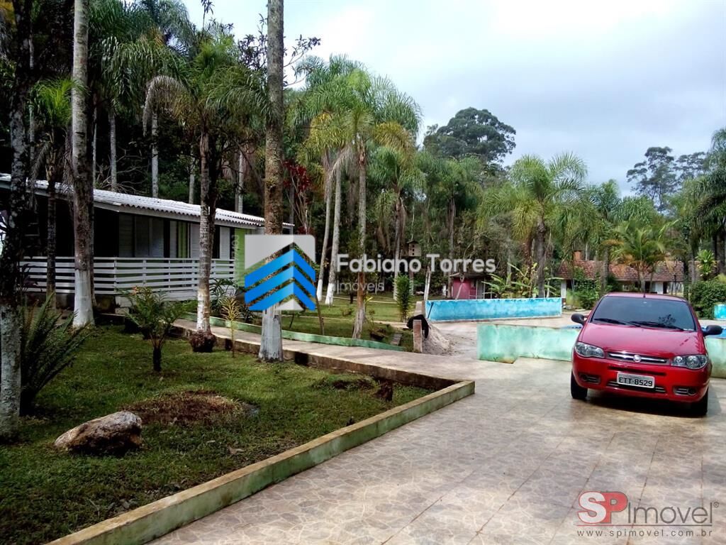 Fazenda à venda com 5 quartos, 6800m² - Foto 4