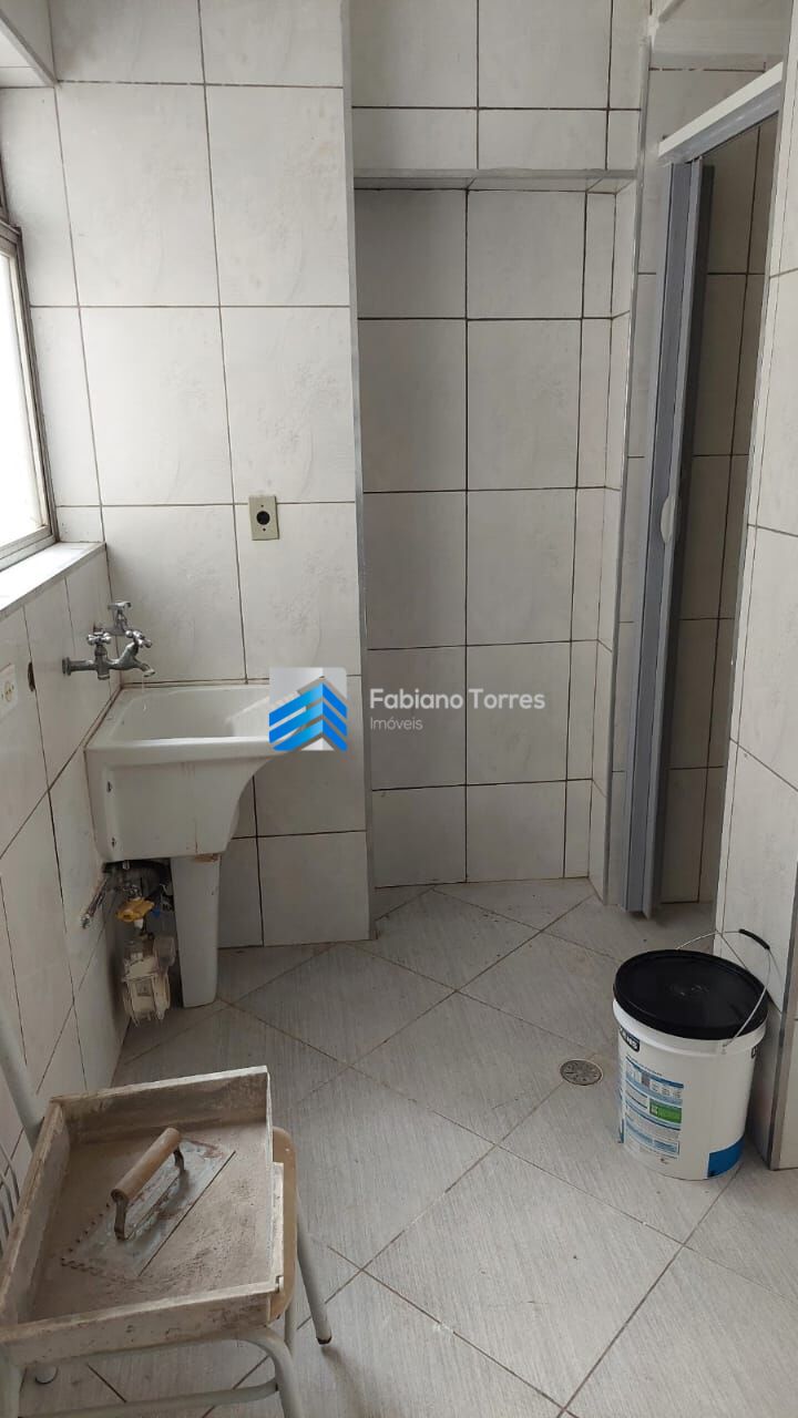 Apartamento à venda com 3 quartos, 85m² - Foto 13