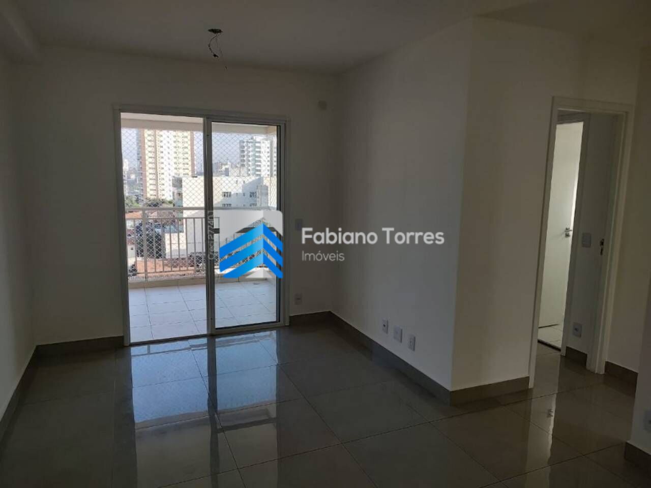 Apartamento para alugar com 2 quartos, 67m² - Foto 8