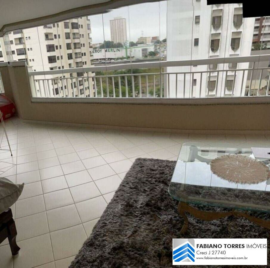 Apartamento à venda com 3 quartos, 203m² - Foto 2