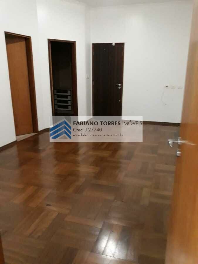 Sobrado à venda com 3 quartos, 241m² - Foto 9