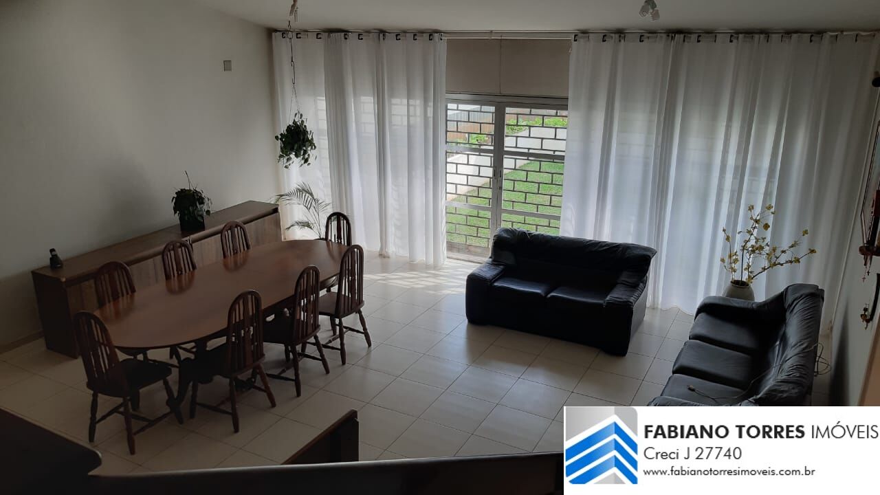 Sobrado, 6 quartos, 435 m² - Foto 2