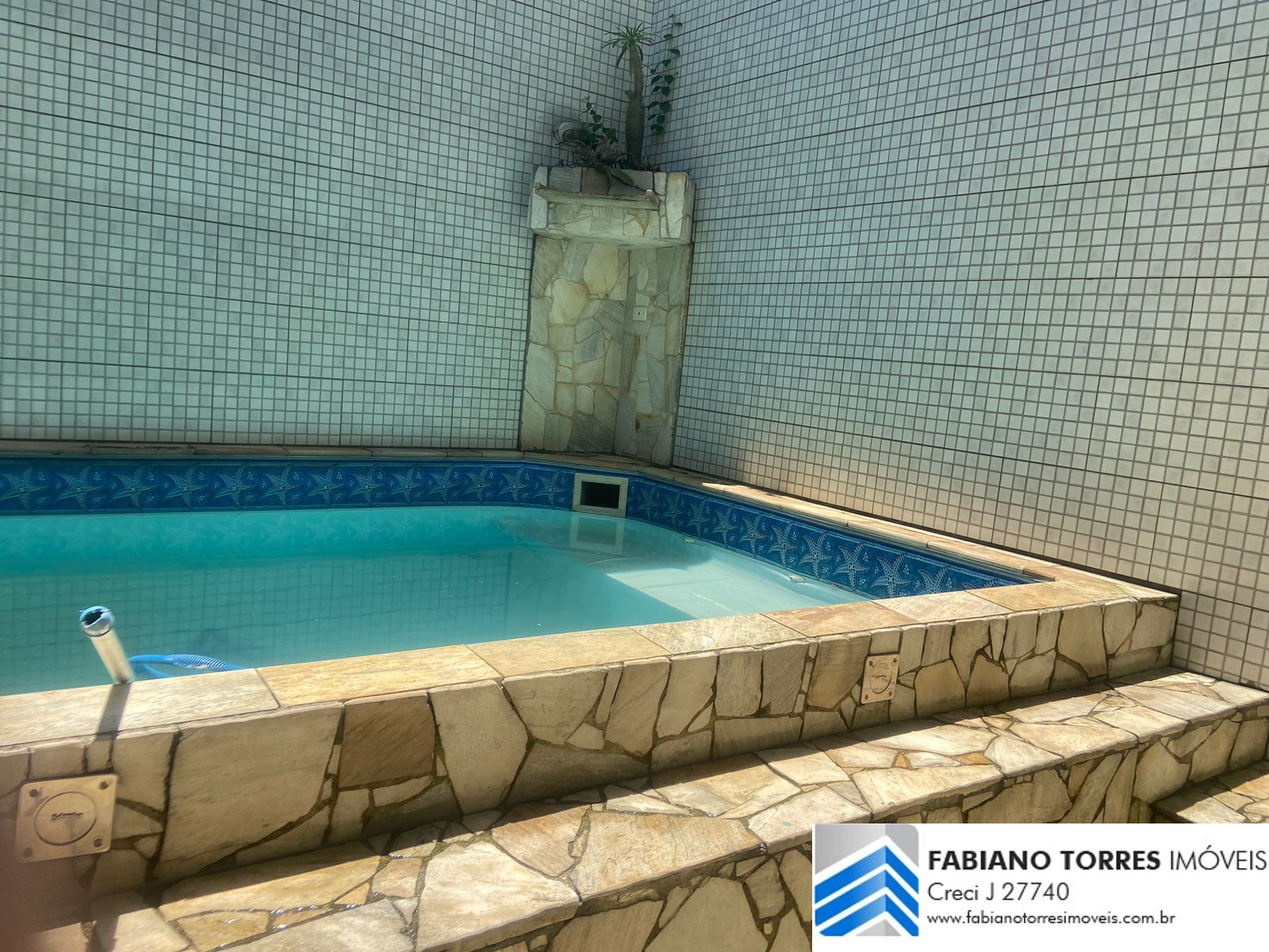 Sobrado, 3 quartos, 315 m² - Foto 2