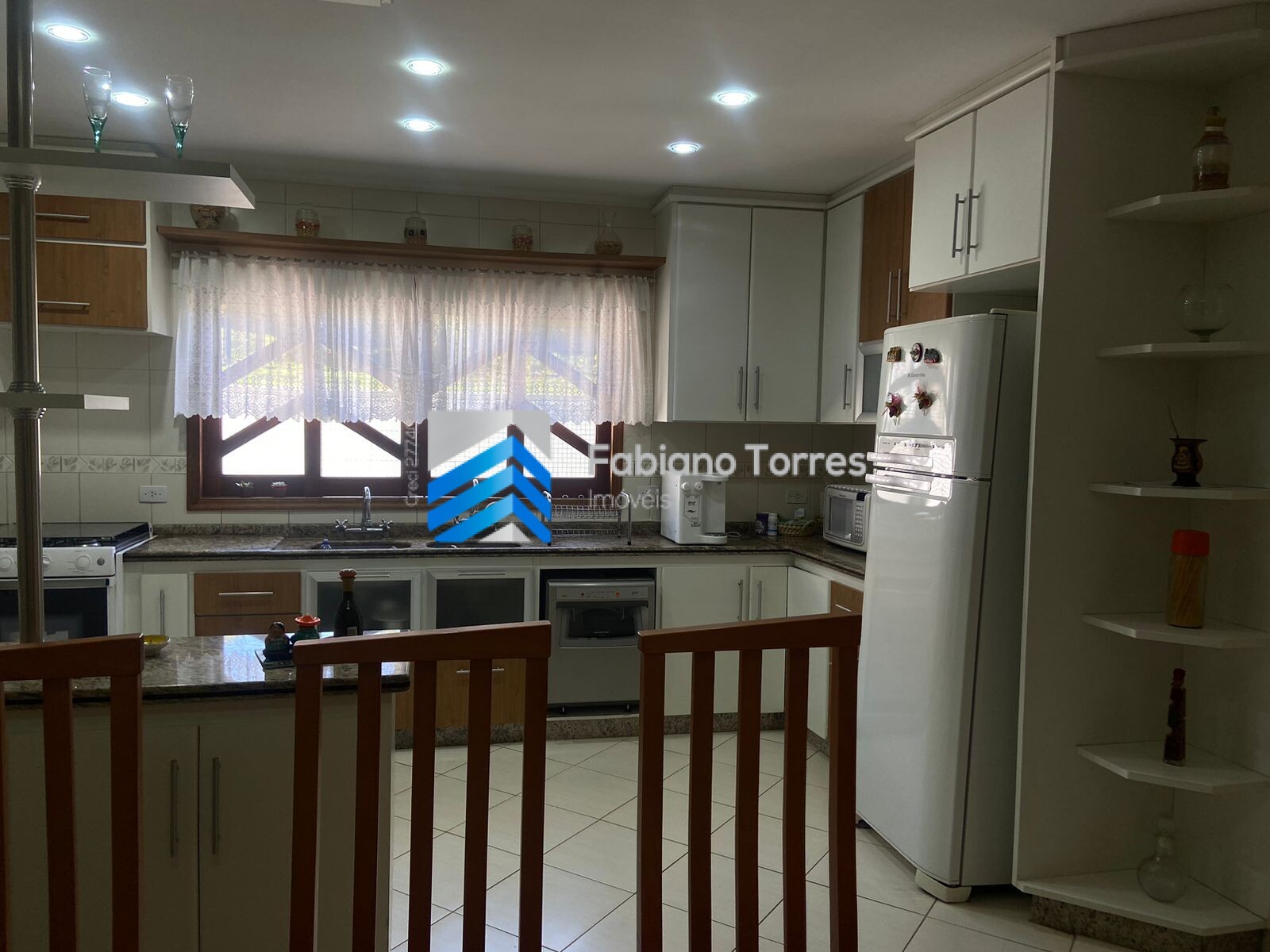 Sobrado à venda com 3 quartos, 315m² - Foto 38