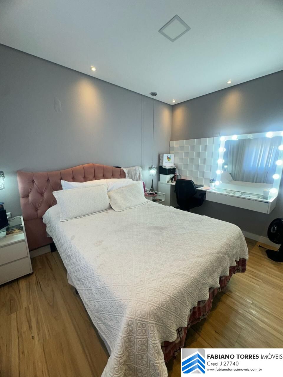 Apartamento à venda com 3 quartos, 118m² - Foto 2