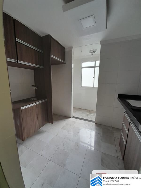 Apartamento à venda com 2 quartos, 59m² - Foto 2
