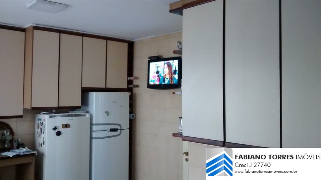 Sobrado, 3 quartos, 240 m² - Foto 8