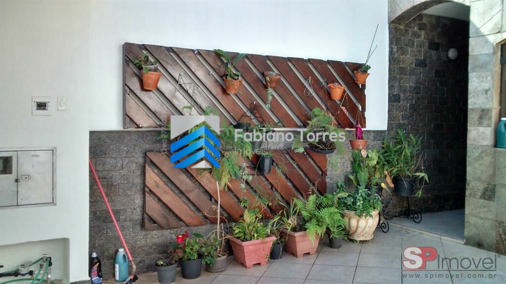 Sobrado à venda com 3 quartos, 240m² - Foto 3