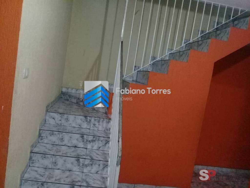 Sobrado à venda com 2 quartos, 100m² - Foto 4