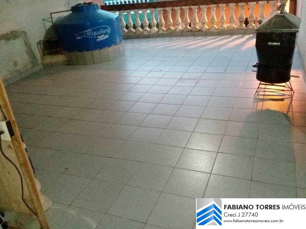 Sobrado à venda com 2 quartos, 100m² - Foto 3