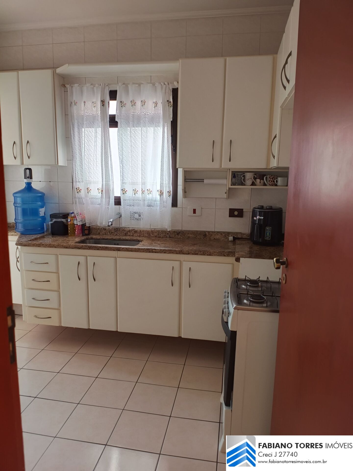 Apartamento para alugar com 2 quartos, 65m² - Foto 21