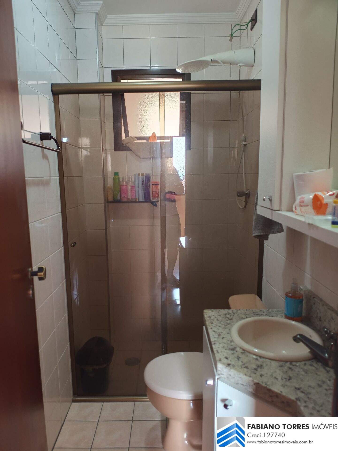 Apartamento para alugar com 2 quartos, 65m² - Foto 17