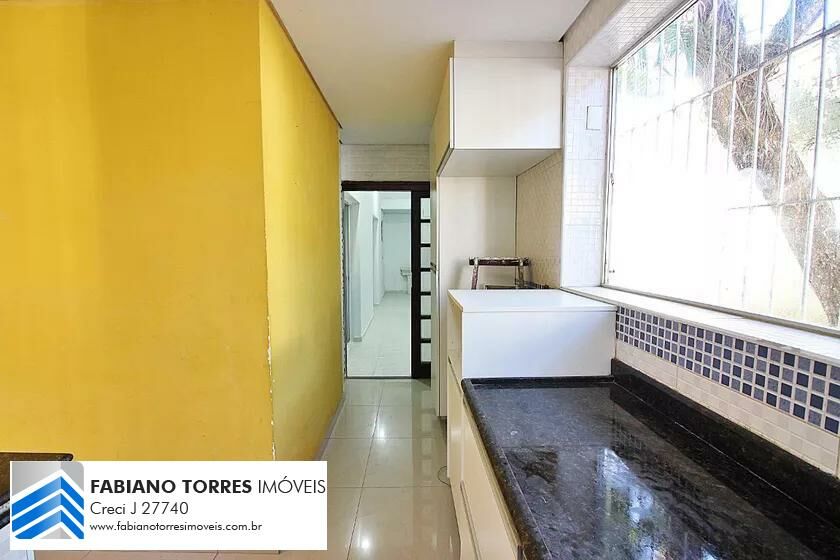 Casa à venda com 2 quartos, 138m² - Foto 11