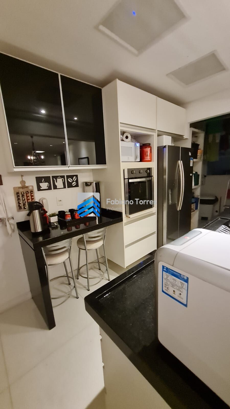 Apartamento à venda com 2 quartos, 104m² - Foto 3