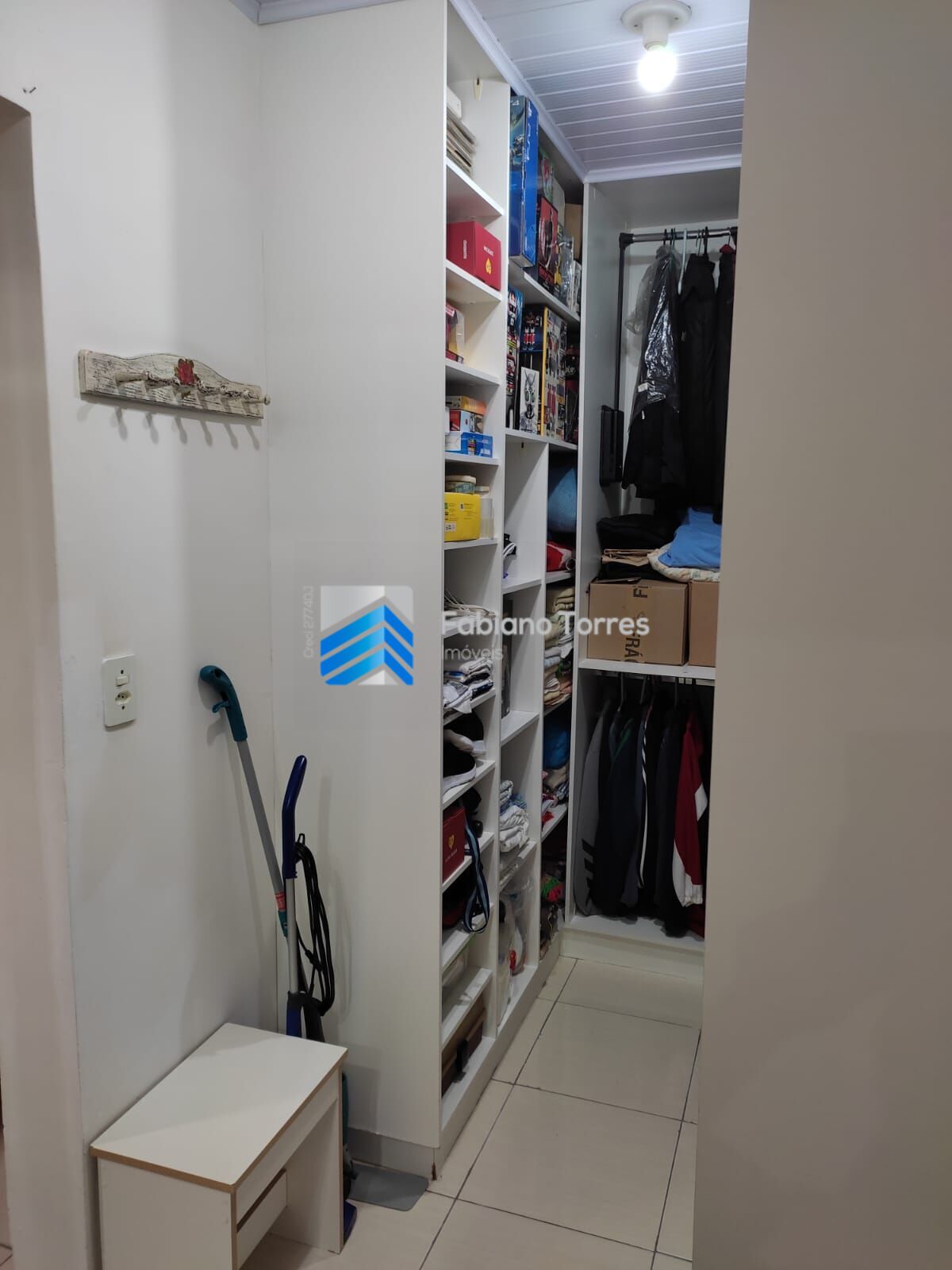 Casa à venda com 2 quartos, 100m² - Foto 19