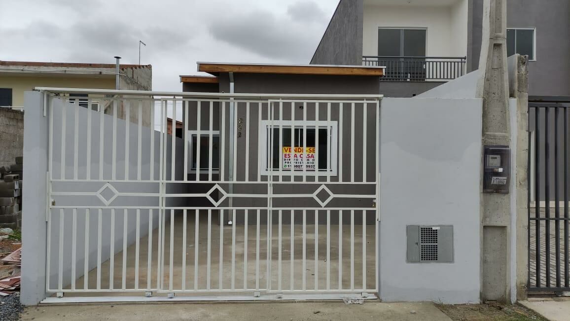 Casa à venda com 2 quartos, 60m² - Foto 1