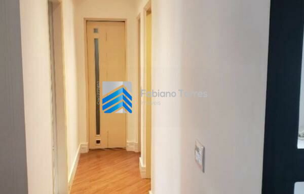 Apartamento à venda com 2 quartos, 70m² - Foto 1