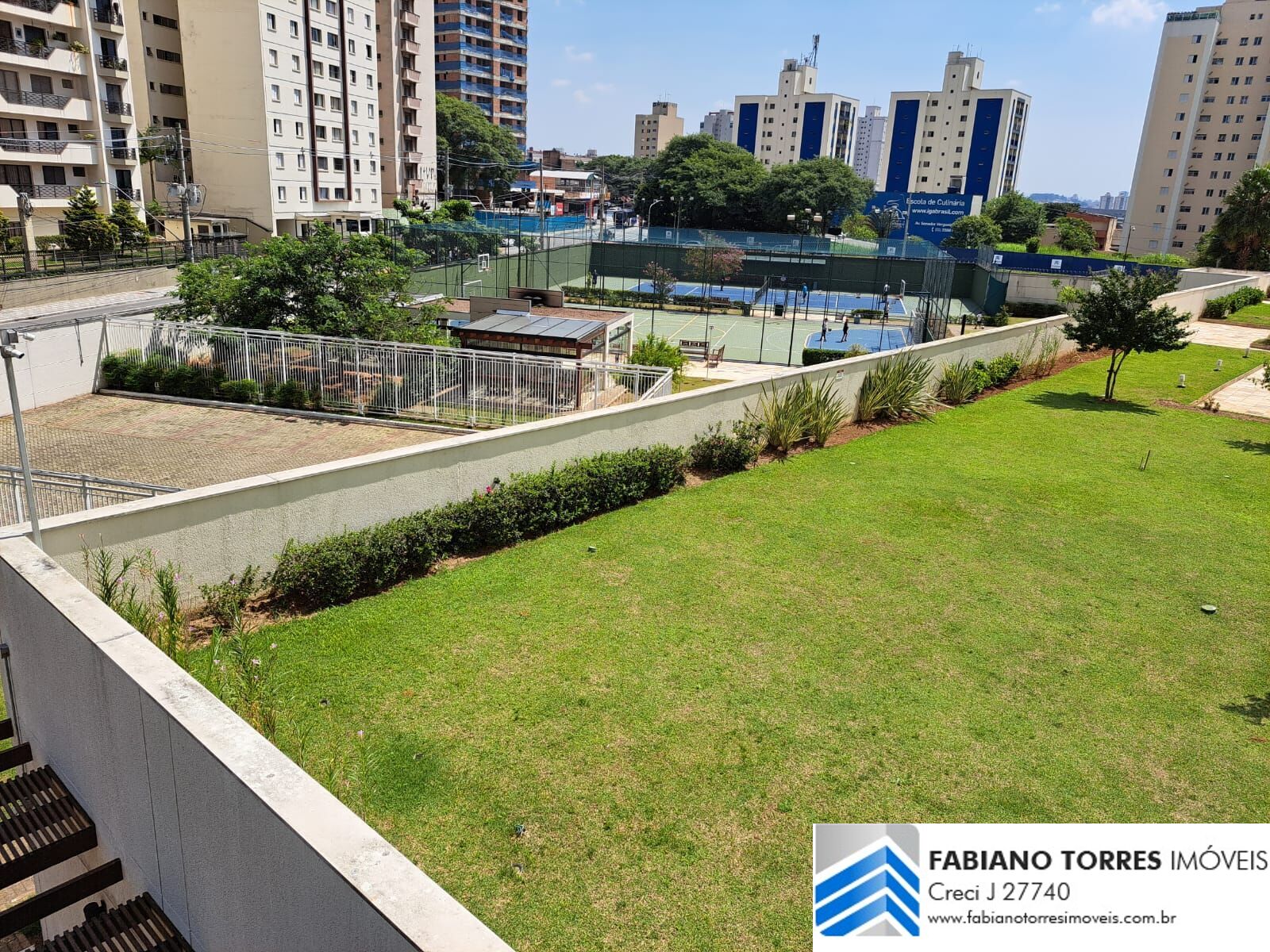 Apartamento, 3 quartos, 156 m² - Foto 2