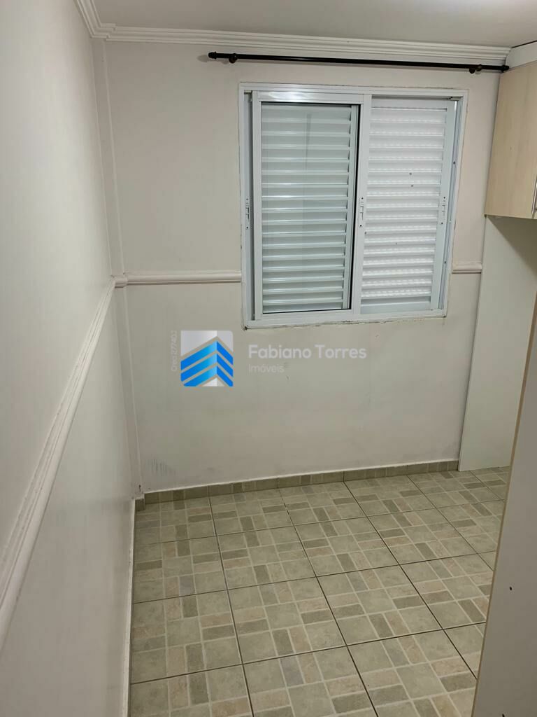 Apartamento à venda com 3 quartos, 75m² - Foto 7