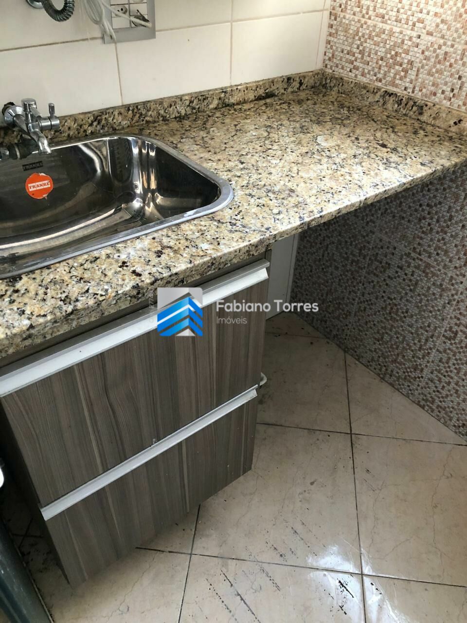 Apartamento à venda com 3 quartos, 60m² - Foto 11