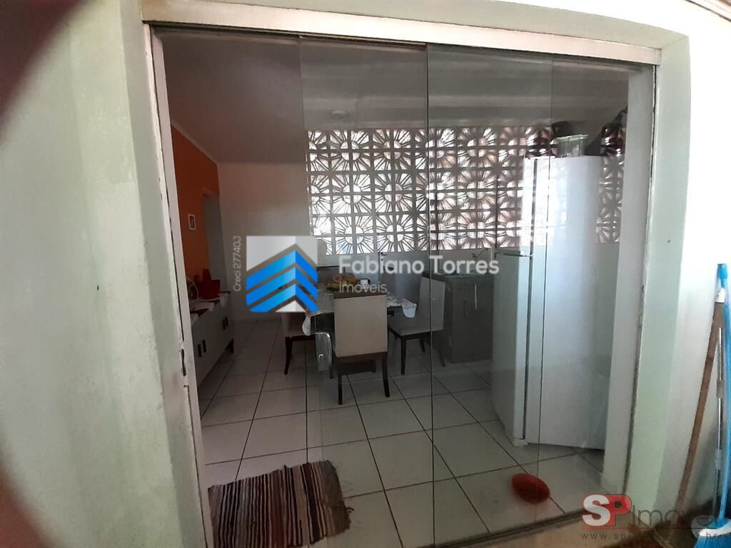 Casa à venda com 3 quartos, 221m² - Foto 3