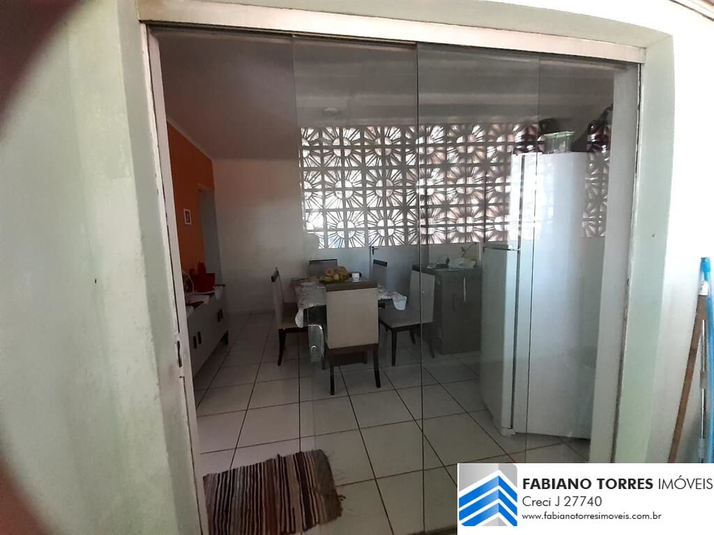 Casa, 3 quartos, 221 m² - Foto 3