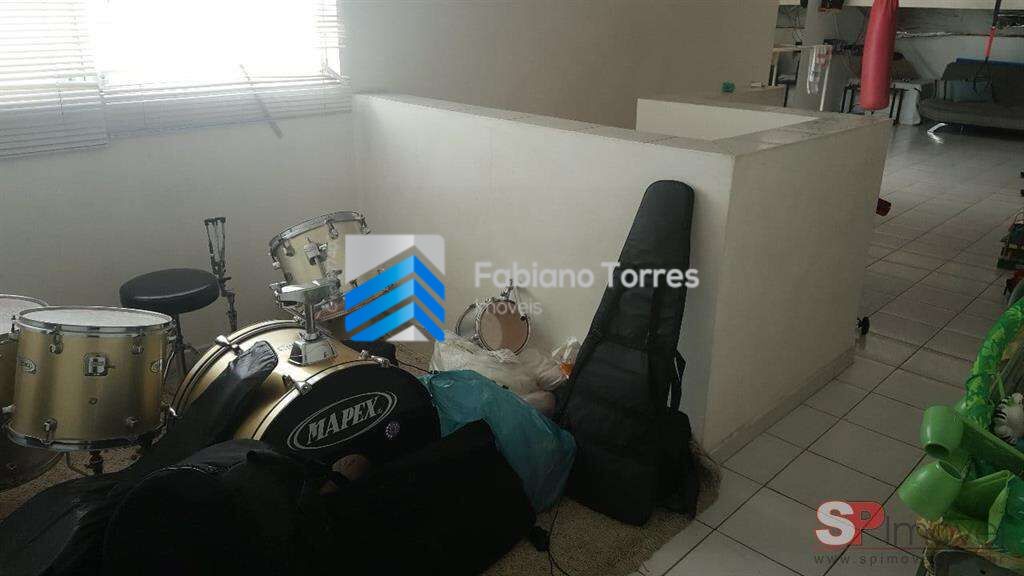 Sobrado à venda com 4 quartos, 200m² - Foto 12