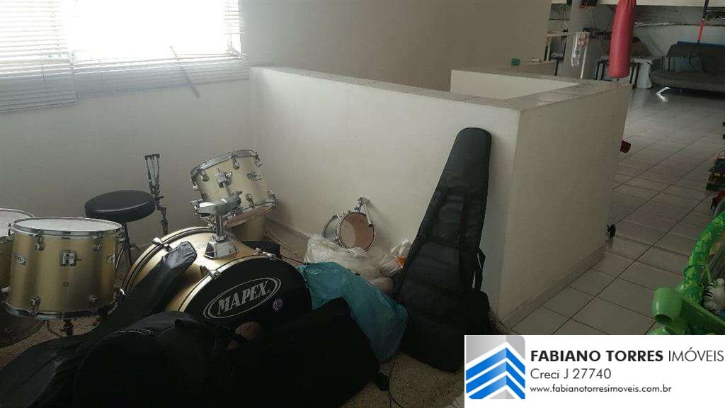 Sobrado à venda com 4 quartos, 200m² - Foto 12
