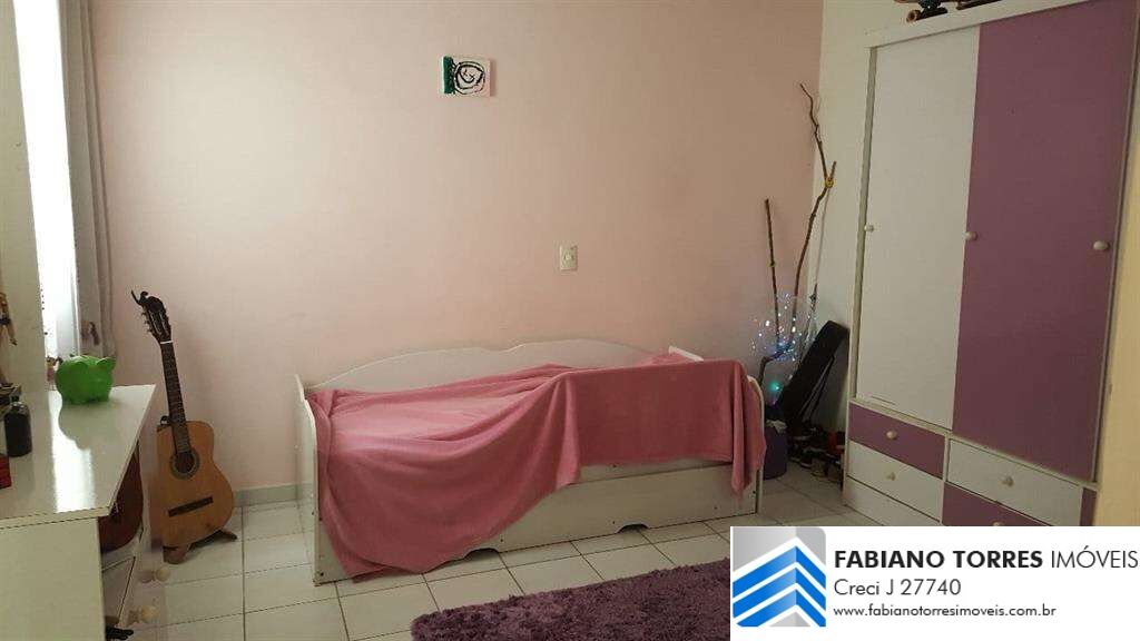Sobrado à venda com 4 quartos, 200m² - Foto 10