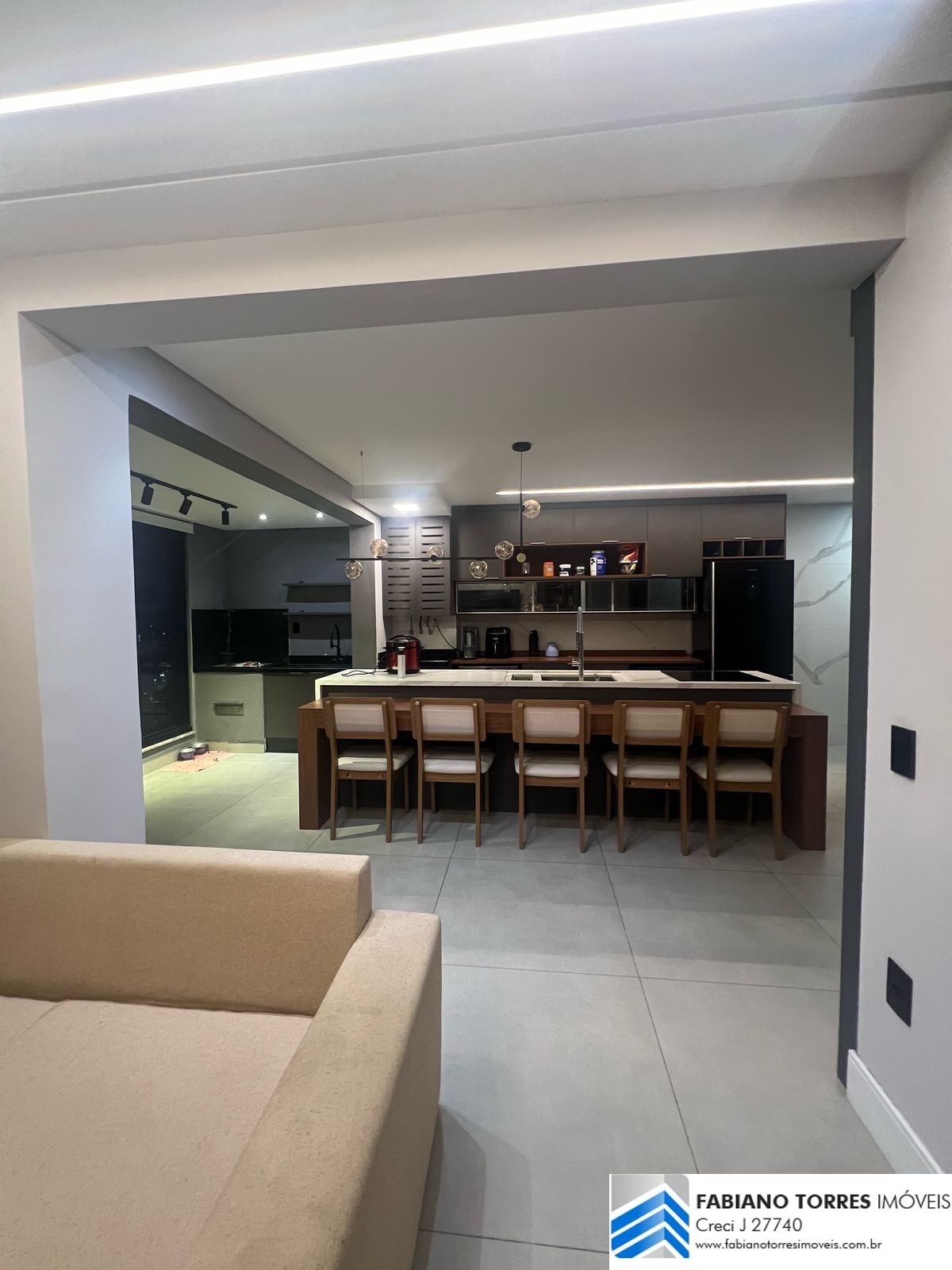 Apartamento à venda com 2 quartos, 84m² - Foto 22