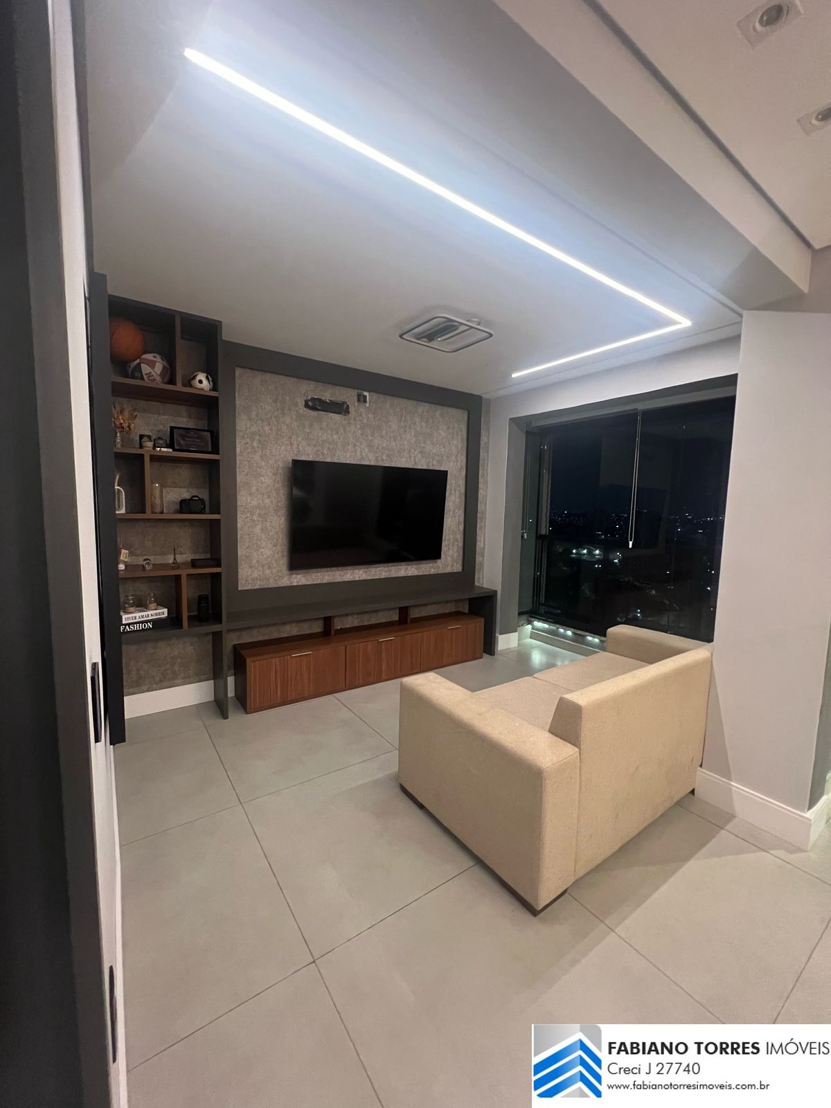 Apartamento à venda com 2 quartos, 84m² - Foto 21