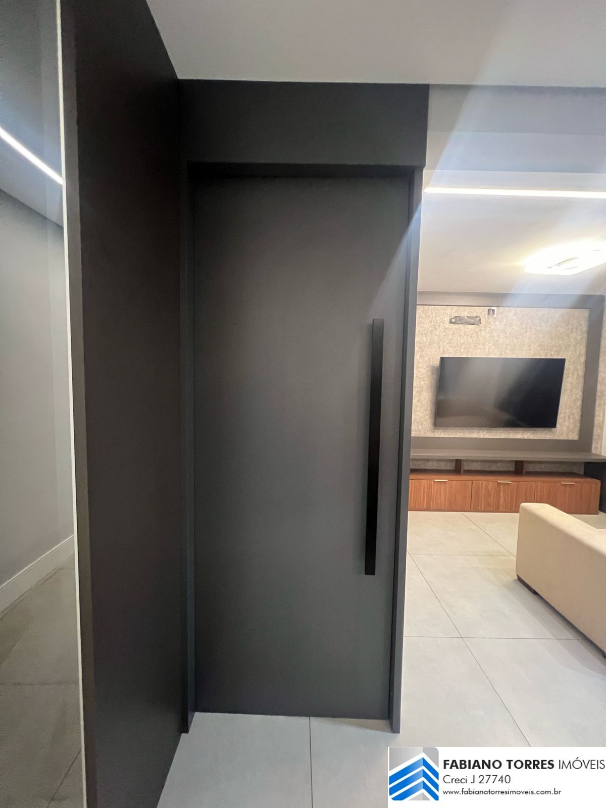 Apartamento à venda com 2 quartos, 84m² - Foto 8