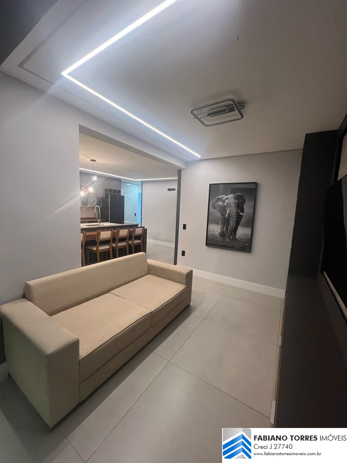 Apartamento à venda com 2 quartos, 84m² - Foto 12