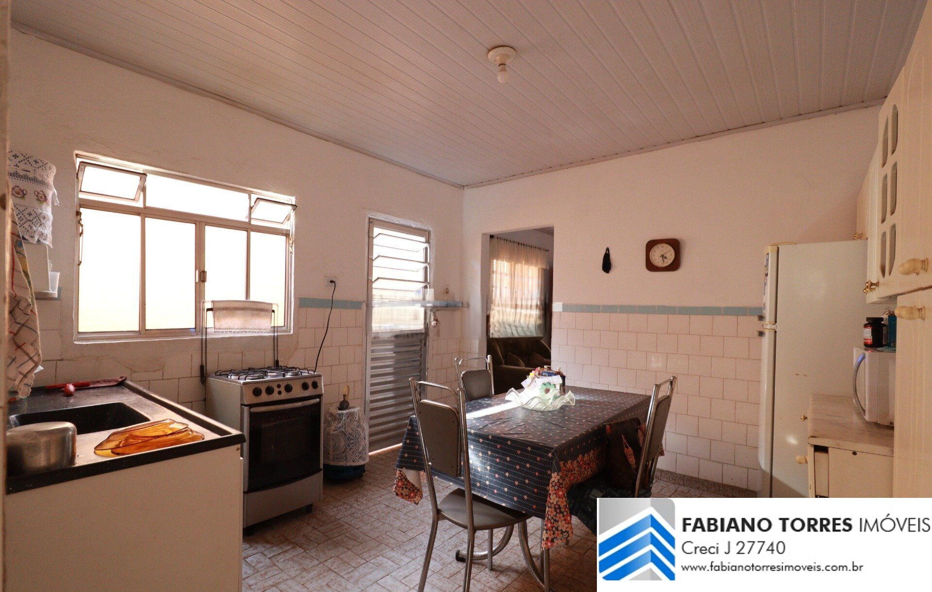 Casa à venda com 3 quartos, 95m² - Foto 7