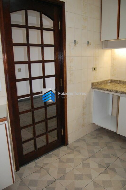 Apartamento à venda com 3 quartos, 85m² - Foto 12