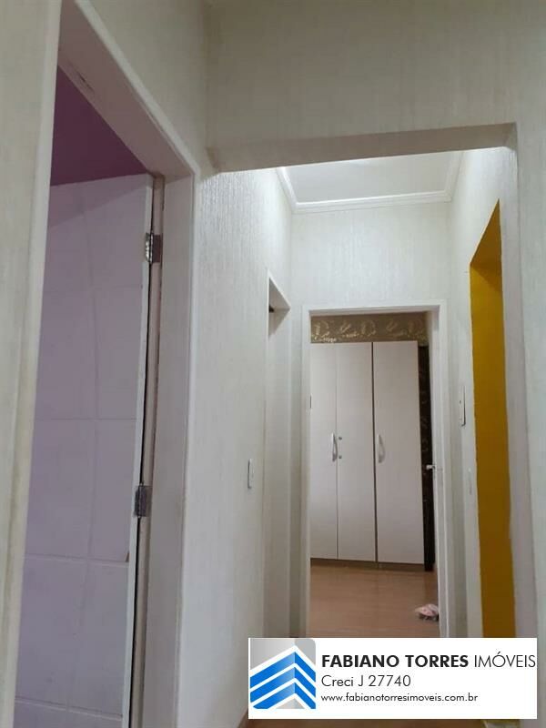 Apartamento à venda com 2 quartos, 80m² - Foto 2