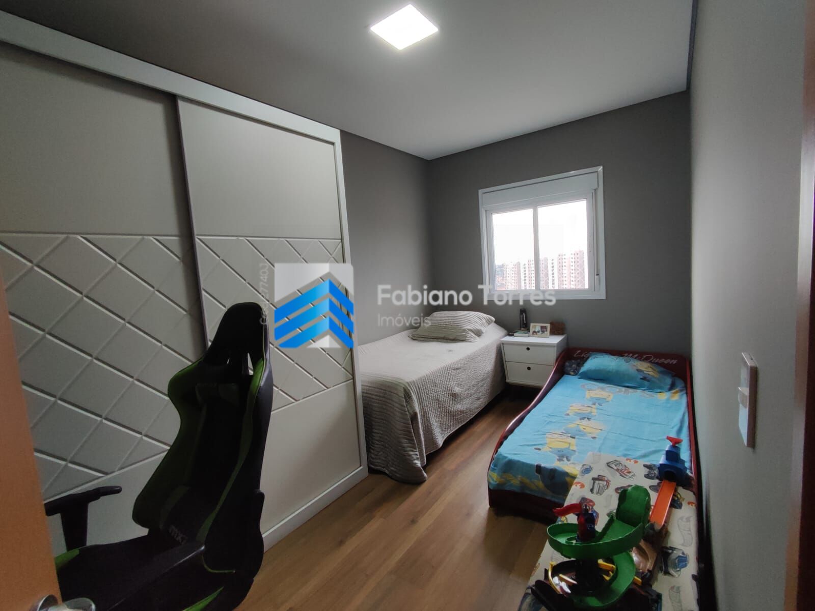 Apartamento à venda com 2 quartos, 64m² - Foto 28