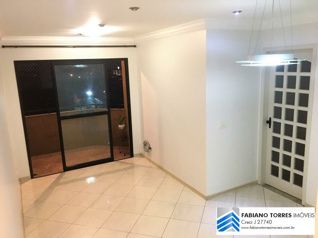 Apartamento à venda com 3 quartos, 73m² - Foto 1