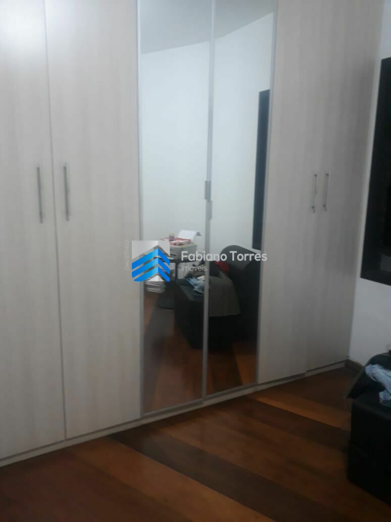 Apartamento à venda com 4 quartos, 180m² - Foto 5