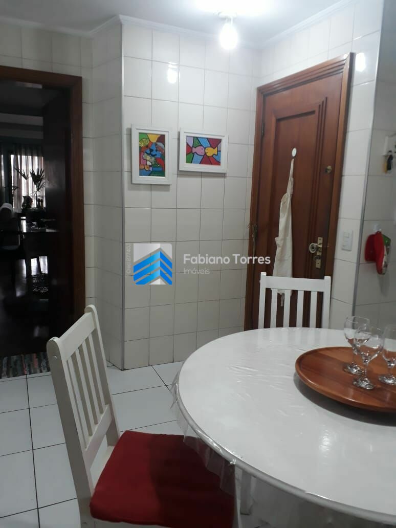 Apartamento à venda com 4 quartos, 180m² - Foto 18