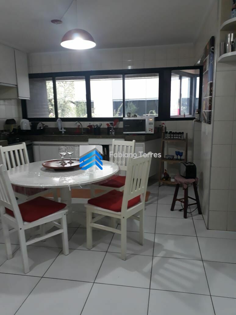 Apartamento à venda com 4 quartos, 180m² - Foto 17