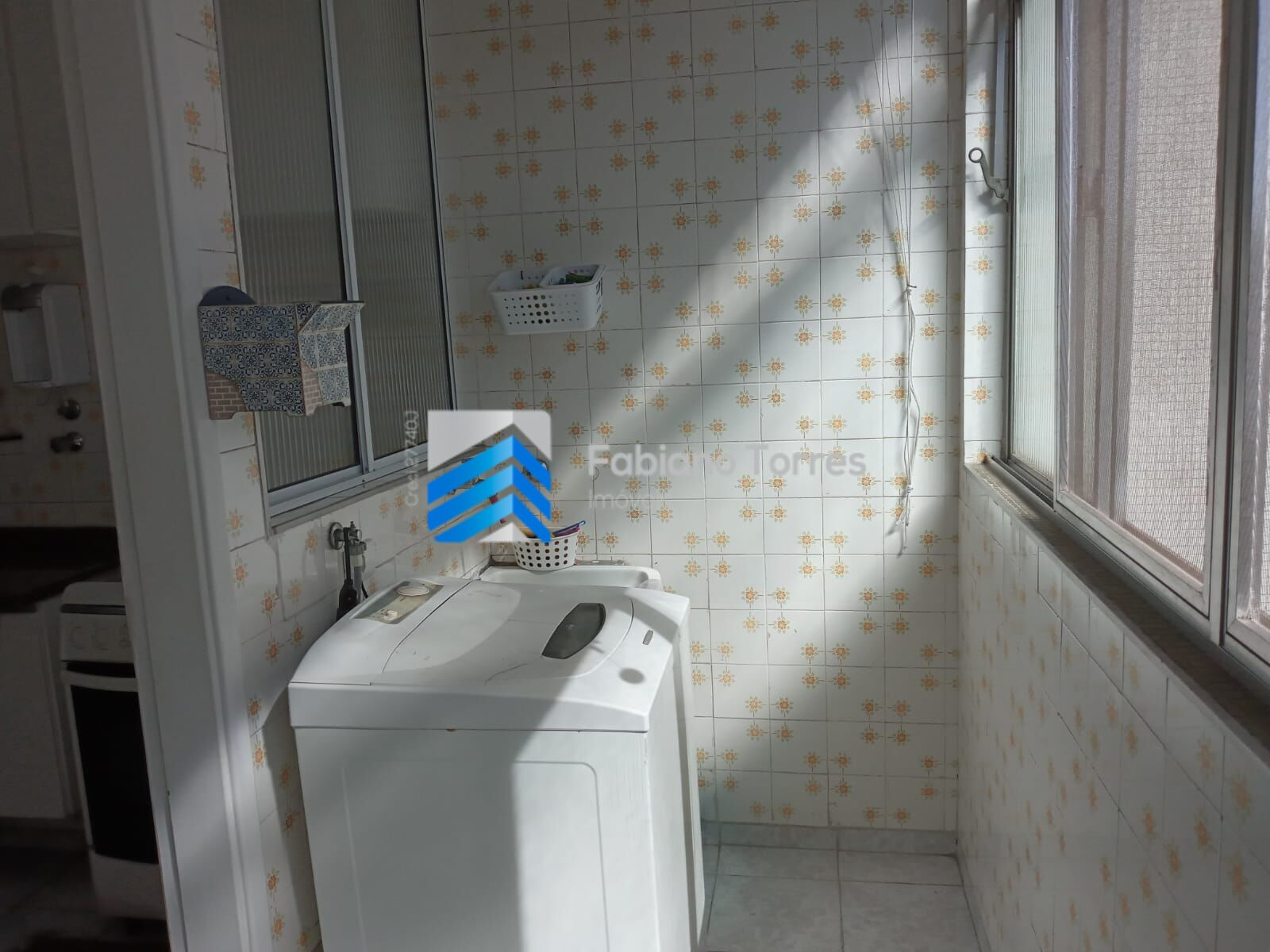 Apartamento à venda com 2 quartos, 81m² - Foto 3