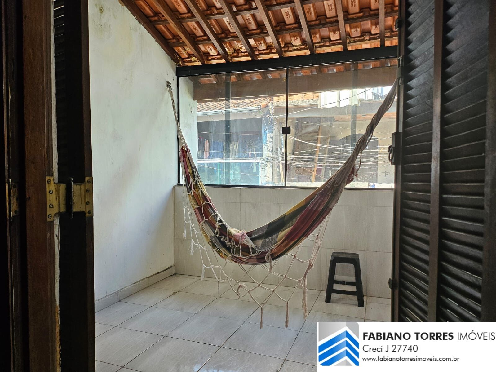 Sobrado à venda com 3 quartos, 187m² - Foto 1