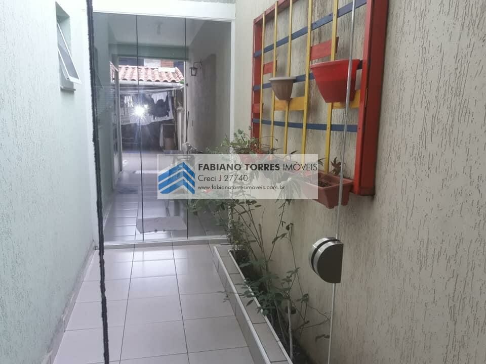 Sobrado à venda com 3 quartos, 226m² - Foto 3