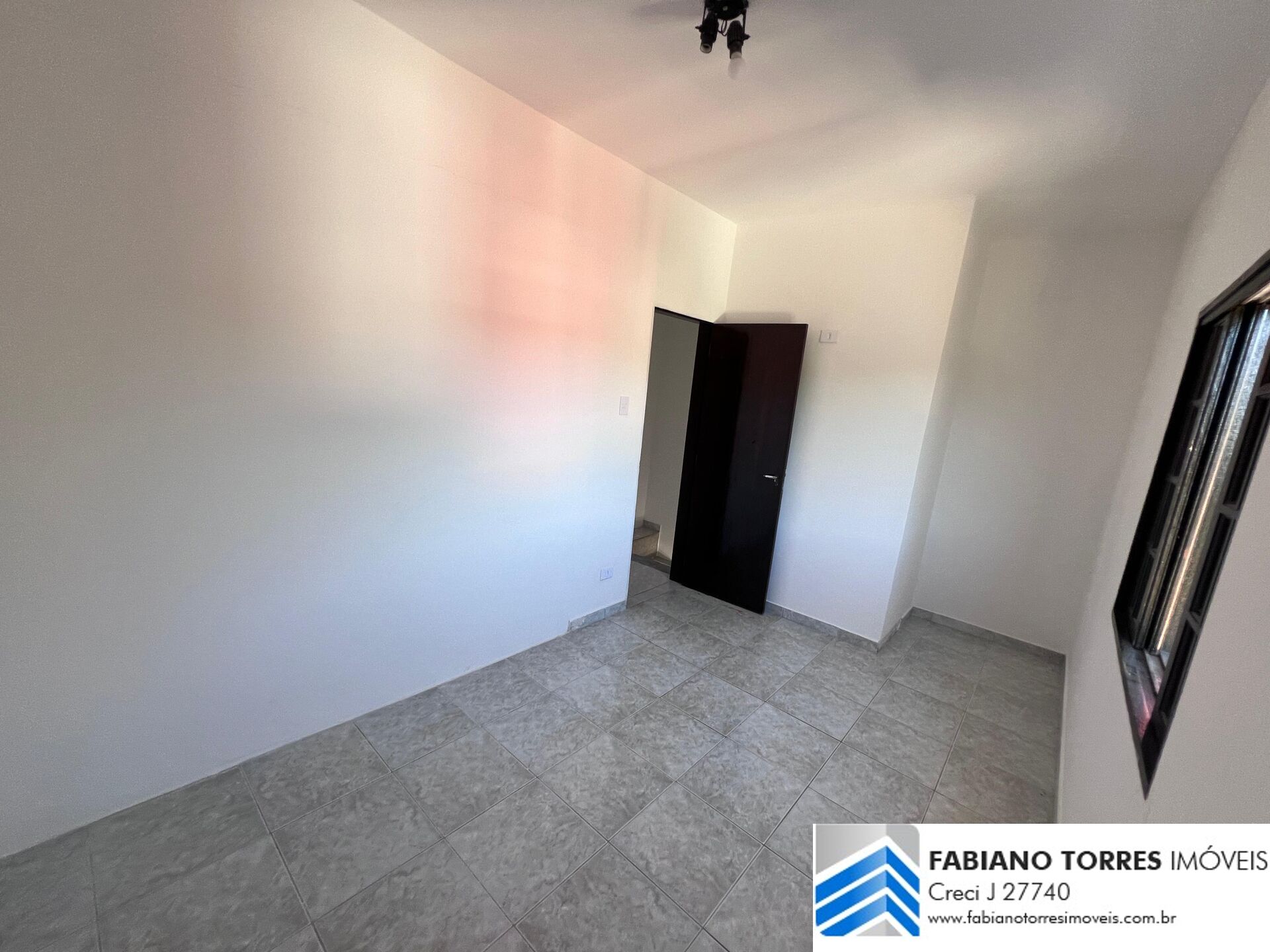 Sobrado à venda com 3 quartos, 250m² - Foto 8
